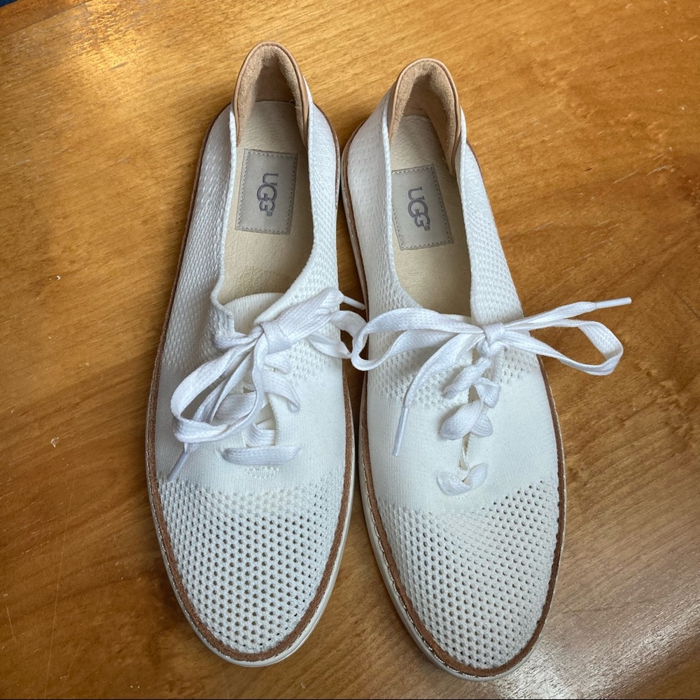 Size 9.5 UGG Sidney White Sneakers